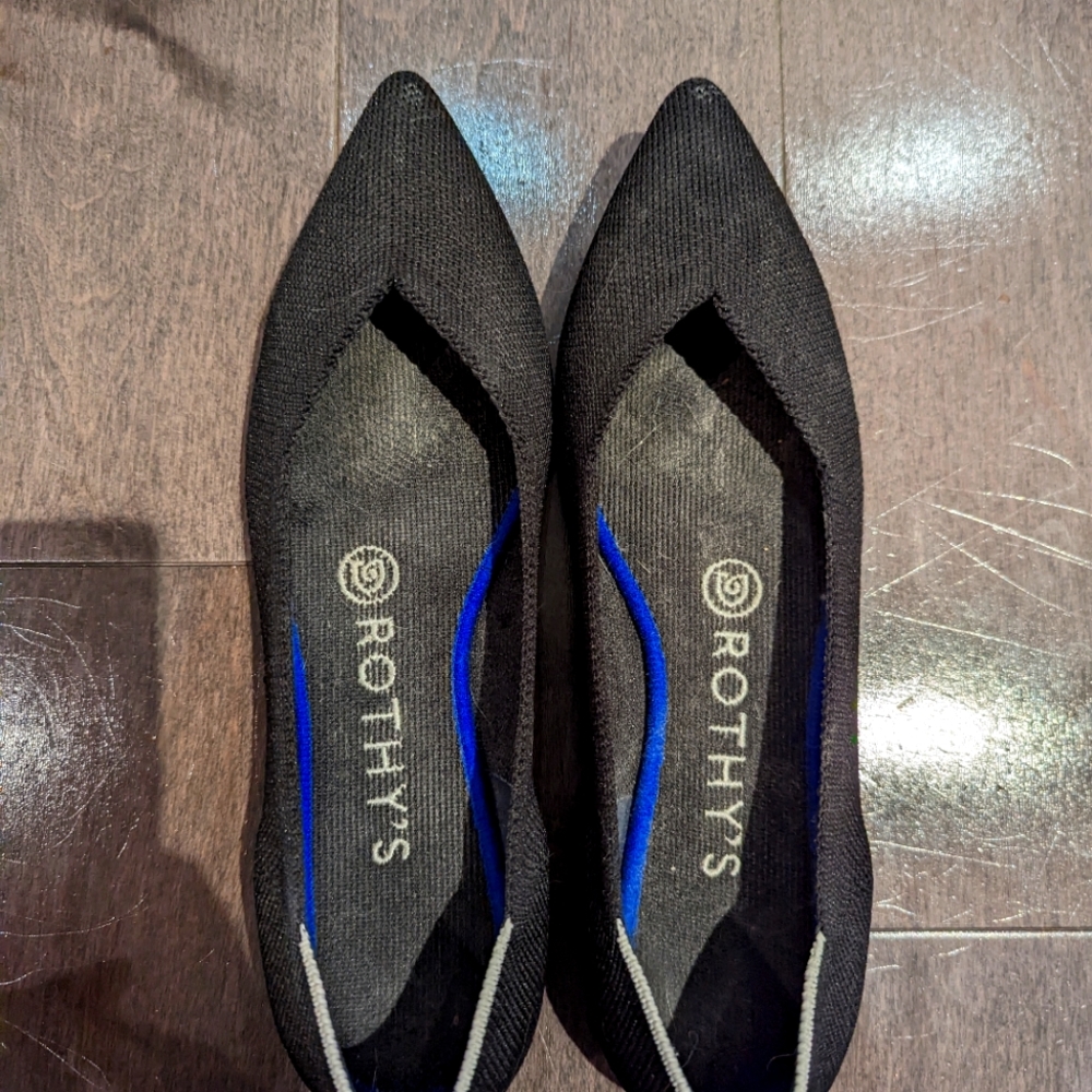 Rothy's The Point Black size 7